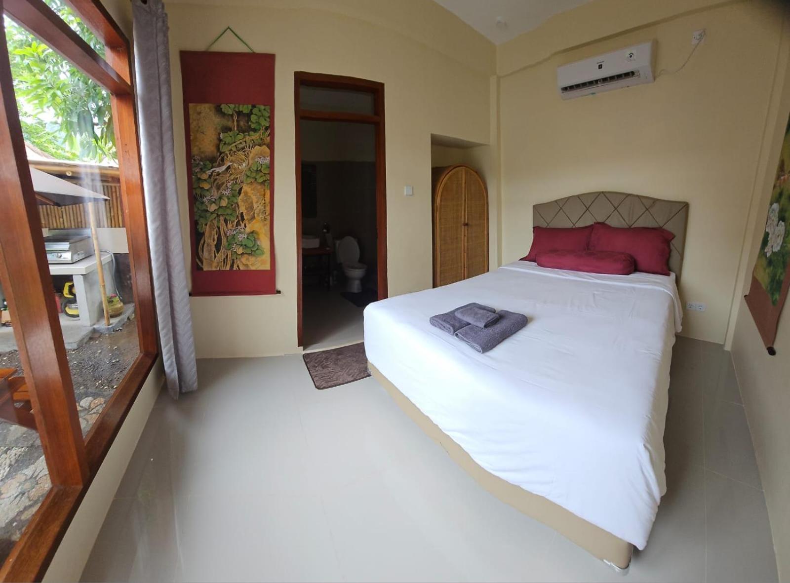 Suci'S Friendly Apartments มาตารัม ภายนอก รูปภาพ