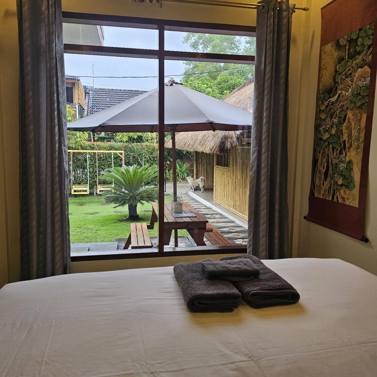 Suci'S Friendly Apartments มาตารัม ภายนอก รูปภาพ