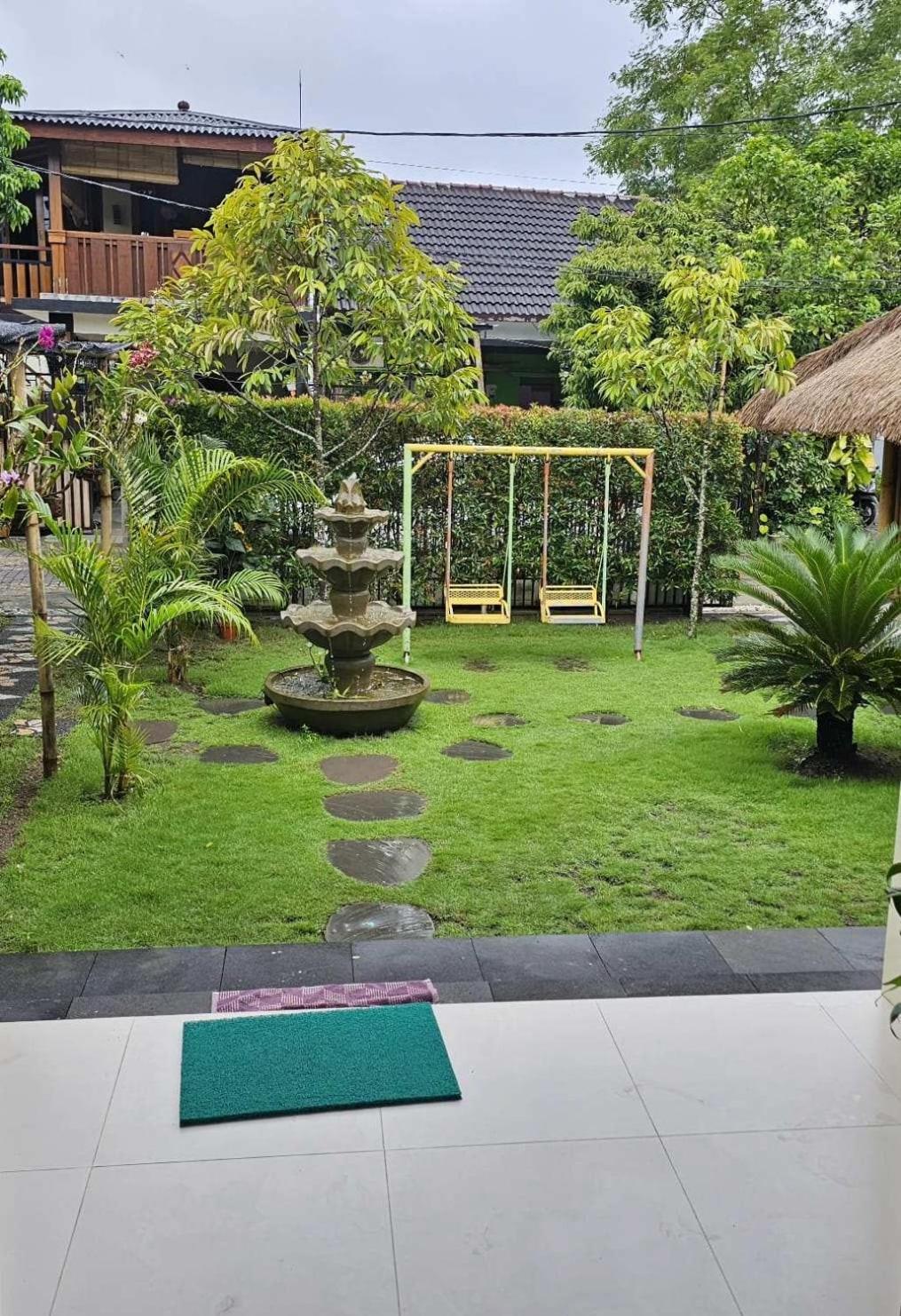 Suci'S Friendly Apartments มาตารัม ภายนอก รูปภาพ